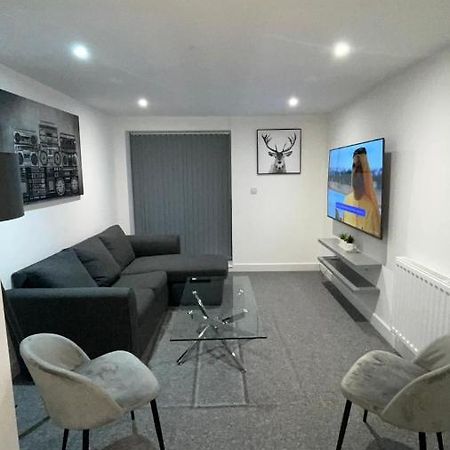2 Bed Room Luxury Apartment In Old Kent Road London Bagian luar foto