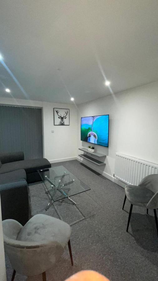 2 Bed Room Luxury Apartment In Old Kent Road London Bagian luar foto