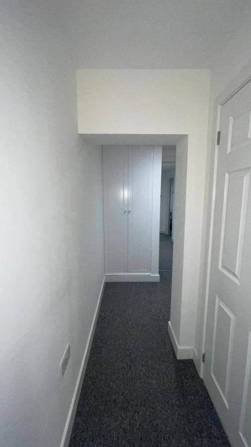 2 Bed Room Luxury Apartment In Old Kent Road London Bagian luar foto